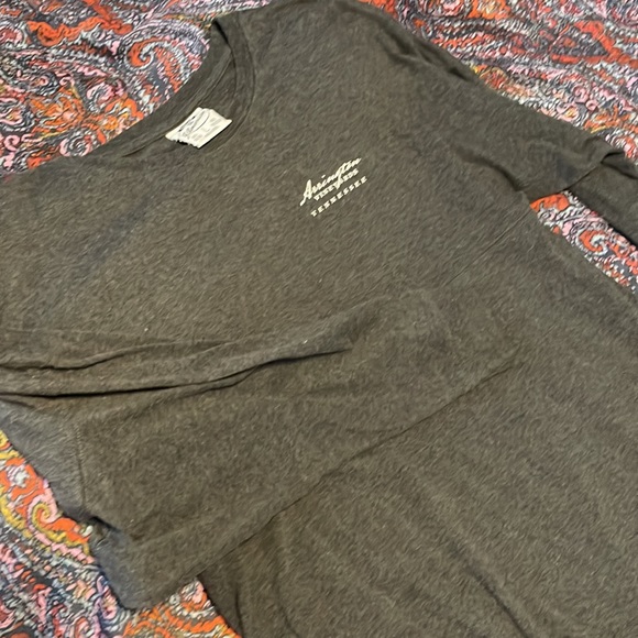 Gray Long-sleeve Oversized Arrington Vineyards Antebellum Shirt - Picture 2 of 6